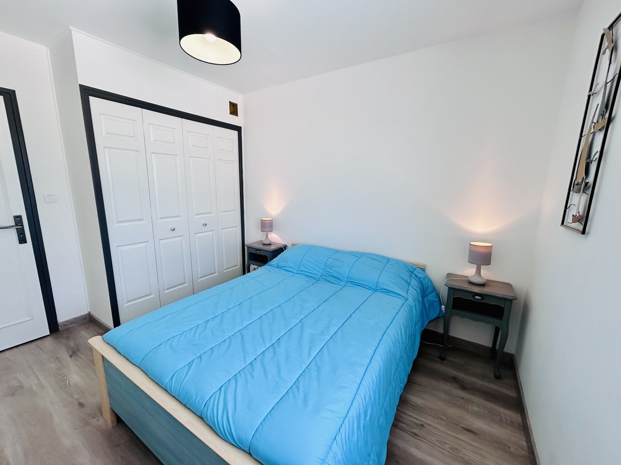Chambre 2 — vue 2